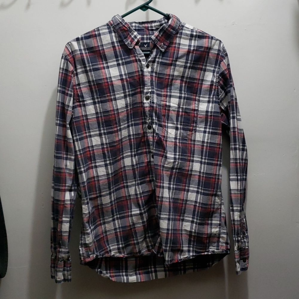 American Eagle Plaid Button Down Shirt